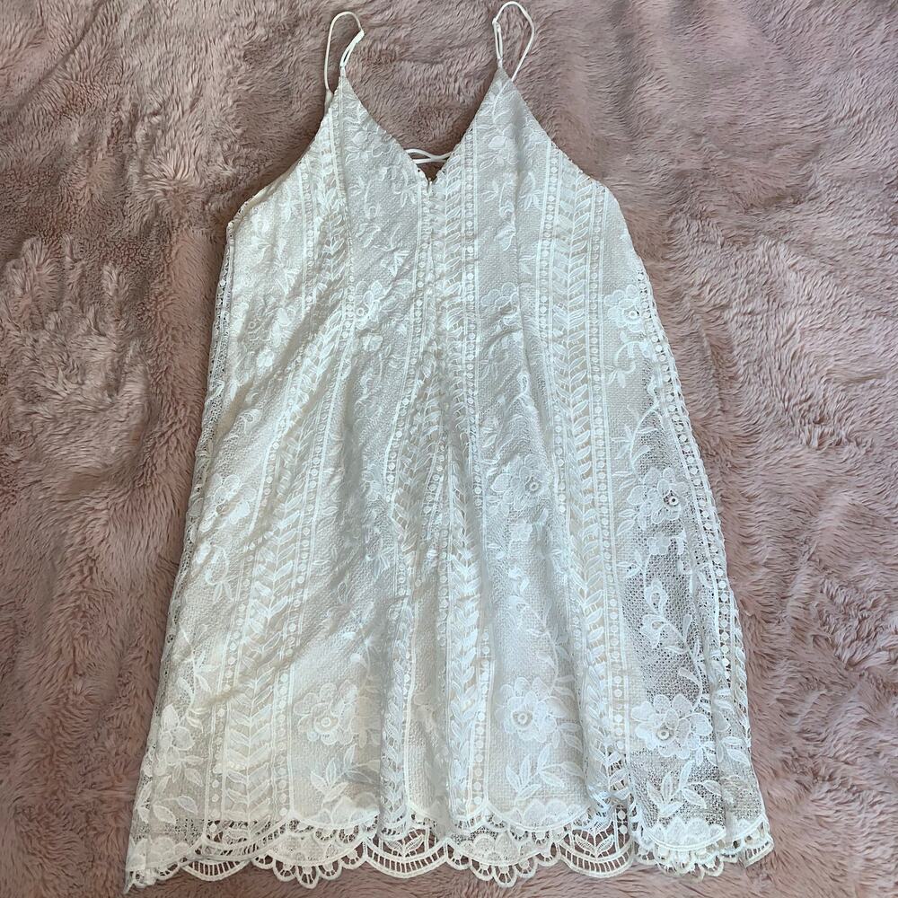 NWT ASTR The Label White Crochet Overlay Boho Lace-Up Dress Size: Large - Picture 11 of 12